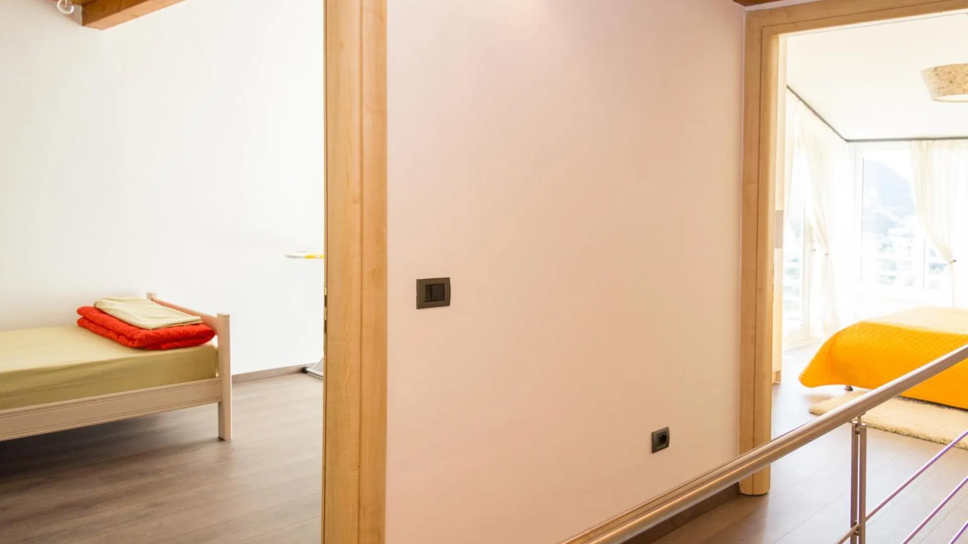 Exclusive Apartment Tirana 0*,